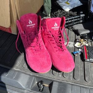 Ryder wear work out sneakers. Worn 5-10x